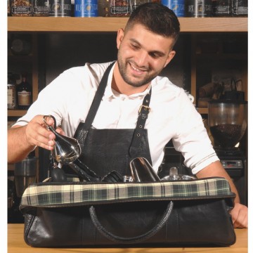 Τσάντα barman 100% δέρμα μαύρο χρώμα γεμάτη